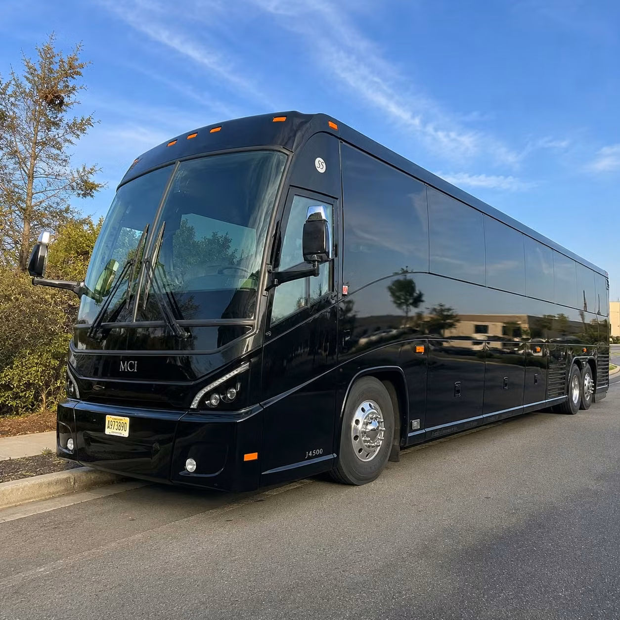 charter bus rentals for salinas rodeo weekend crowds