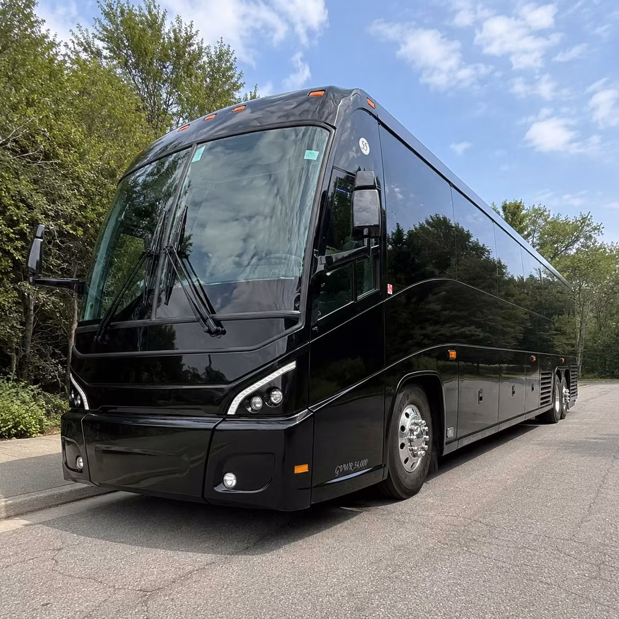 salinas charter bus rental fleet