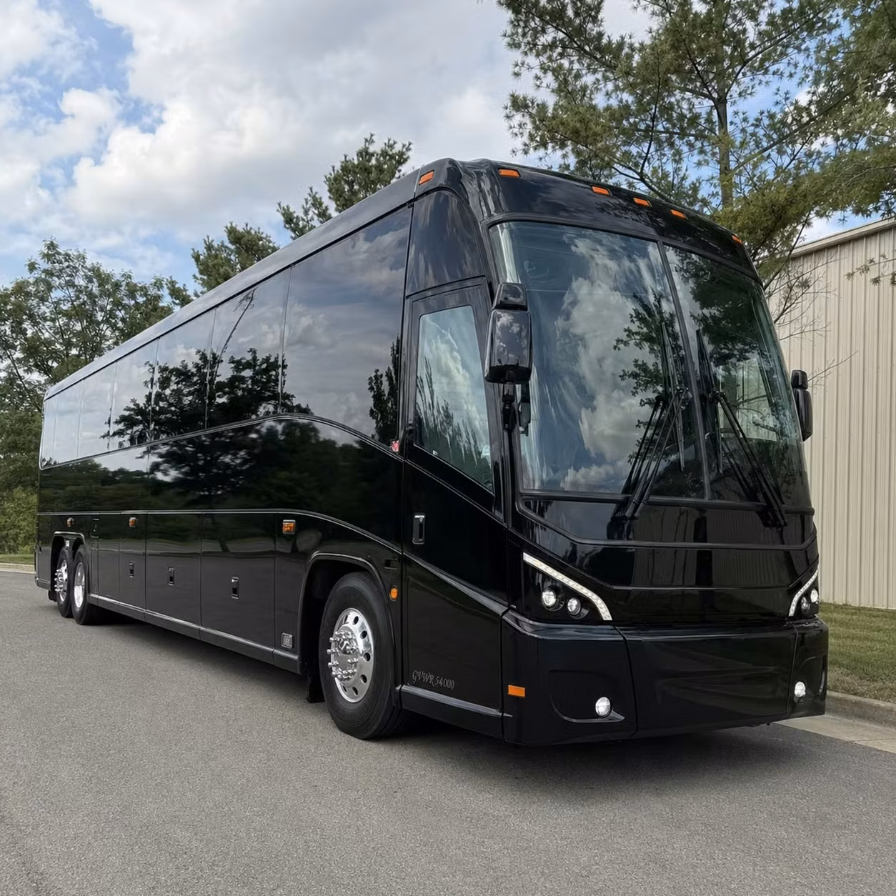 you can find and book employee transportation in salinas and any nearby city