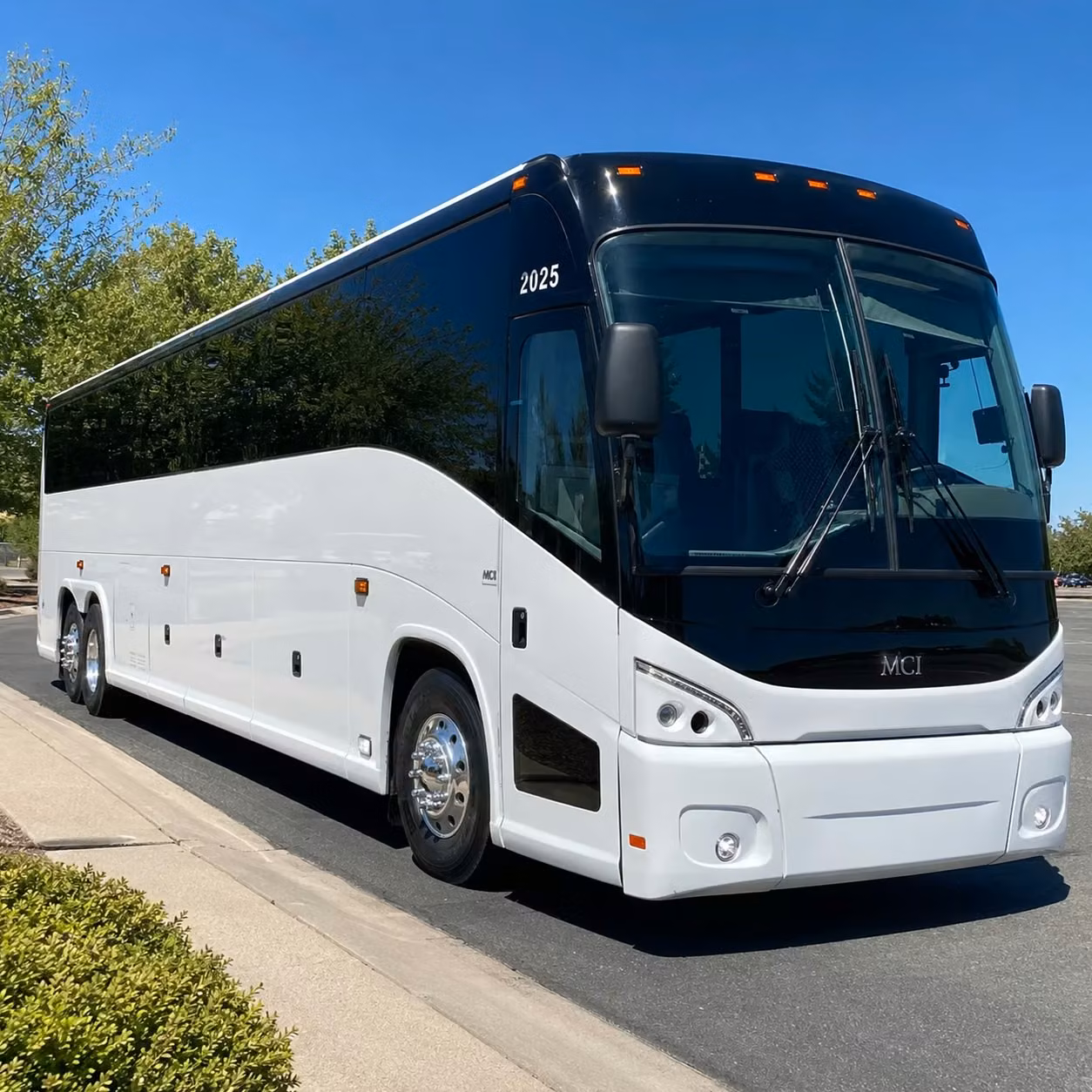 you can find and book government military transportation in salinas and any nearby city
